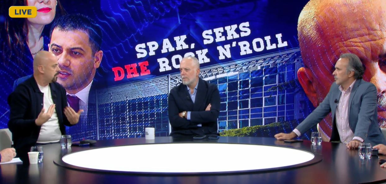  Ç fitojmë ne se po kuptojmë se Vlora dhe Ergysi  janë dashnorë    Albatros Rexhaj përplaset ashpër me Ergys Mërtirin