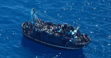 Fundoset anija në ishullin grek, të paktën një i vdekur dhe 25 të zhdukur