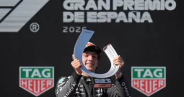 Antonelli, “mbret” edhe në Spanjë/ Formula 1, kryesuesi i Botërorit fiton në rikthim në Madrid