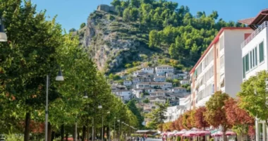 Media spanjolle rekomandon Shqipërinë mes destinacioneve mesdhetare për pushime në shtator