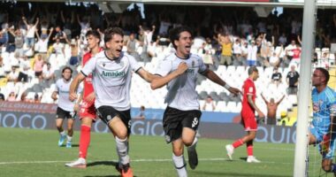 Shpendi shënon tjetër gol/ Sulmuesi i ri i kombëtares shpëton ekipin e tij nga humbja në B