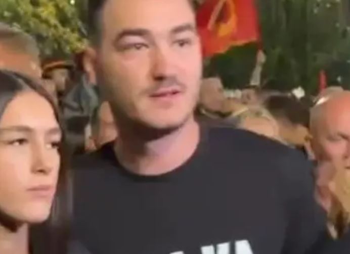 Familjarët e ish krerëve të UÇK së i bashkohen protestës në Prishtinë