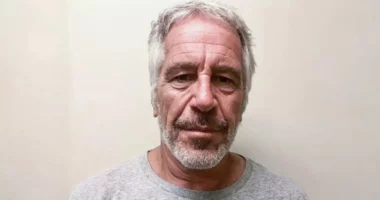 Norvegjia heton lidhjet me Epstein, në parlament thirren 11 ministra dhe ish-ministra