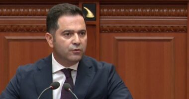 Pagat e gjyqtarëve, ministri Malaj: Prokurori i rrethit, presion për pagat. Në degën e thesarit, kërcënim për arrestim
