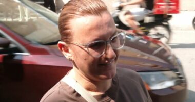 Kostot e vitit shkollor/ Historia e Elonës: Si përgatit dy fëmijët e vegjël për në shkollë