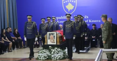 Nderohet Flora Brovina, homazhe në Kuvendin e Kosovës për ish-deputeten dhe aktivisten