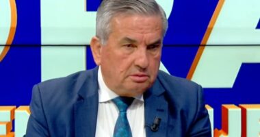 “Gjyqësori po i hedh benzinë zjarri”/ Pagat e magjistratëve, Beqiri: Palë me opozitën që kërkon destabilitet