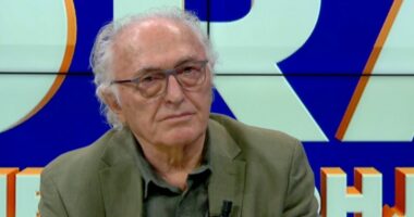 “Vendimi ndaj Thaçit, politik”/ Frrok Çupi: Politika e Kosovës e padenjë, po rrezikohet shteti
