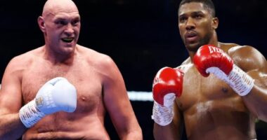 Zyrtarizohet “sfida e gjigandëve”/ Tyson Fury dhe Anthony Joshua ndeshen për herë të parë