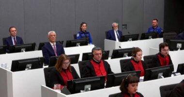 LIVE në ABC News/ Kosova mban frymën. Nis seanca historike në Hagë, pritet vendimi ndaj Thaçit, Veselit, Selimit e Krasniqit