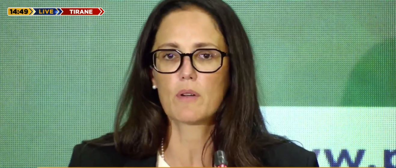 Qeveria takim me përfaqësuesit e supermarketeve e furnitorë/ Ibrahimaj: Forcimi i lekut duhet të ndikonte në uljen e çmimeve