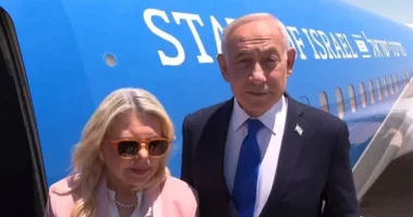 CNN ‘zbulon’ lëvizjet e Netanyahut: Të dielën kreu vizitë të fshehtë në Emiratet e Bashkuara Arabe