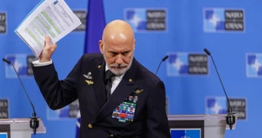 Shefi ushtarak i NATO-s: Ushtarët, armët dhe sistemi janë gati, kemi rreth 4 mijë faqe me plane