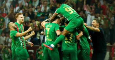 Besnik Hasi, “sulltani” i Turqisë/ Ish-kapiteni i Kombëtares kuqezi, kryeson Superligën si trajner