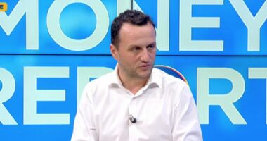 Teknologjia dhe bizneset/ Lahi: Duhen masa nxitëse për përdorimin e AI. Bizneset të përshtaten me standardet e BE