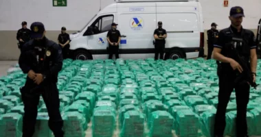 Spanja sekuestron mbi 1.2 ton kokainë të fshehur në një ngarkesë me arra kokosi