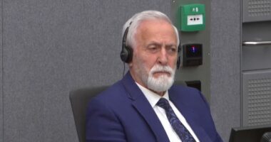 “Me kokën lart, babë. Gjithmonë”, djali i Jakup Krasniqit me mesazh prekës një ditë pas verdiktit