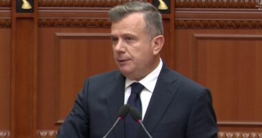 Pagat e gjyqtarëve/ Balla: Ligji sot do të votohet! Vota jonë kundër kërkesës hipokrite të PD