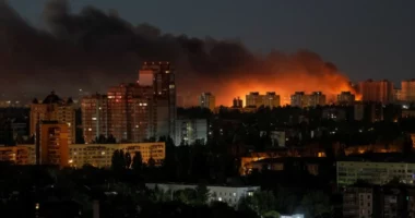 Kievi nën breshërinë e raketave dhe dronëve rusë, Ukraina aktivizon mbrojtjen ajrore