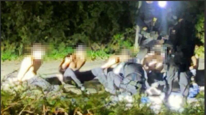 Britani  Pesë të dyshuarit për incidentin pranë RAF Fairford lirohen me kusht  policia heton lidhjet me Iranin