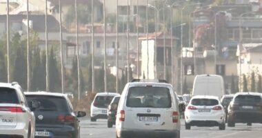 Rëndohen ndëshkimet, shtohen shkeljet/ Pas ndryshimit të kodit rrugor, më shumë shpejtësi, parakalim e alkool