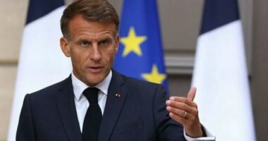 Macron jep alarmin për Rusinë/ Presidenti francez: Përgatitje për të mobilizuar 300 mijë trupa të tjera për luftën