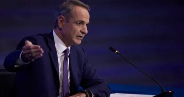Greqia: Mbështesim anëtarësimin e Shqipërisë/ Athina kërkon përparim të mëtejshëm për të drejtat e minoritetit grek