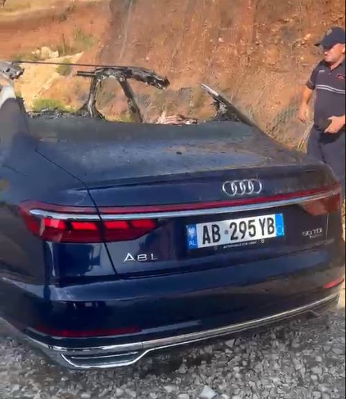 Digjet një automjet në rrugën e bypass it pranë Radhimës