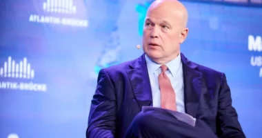 Ambasadori amerikan në NATO paralajmëron: Putini mund të shkojë përtej Ukrainës