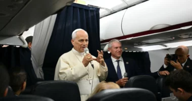 Papa Leoni XIV: Shqetësimet nga inteligjenca artificiale janë reale, bota është në rrezik!
