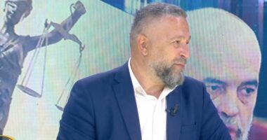 Pagat që përplasen pushtetet/ Avokati: Gjyqtarët nuk mund të vendosin që të vetërritin pagat