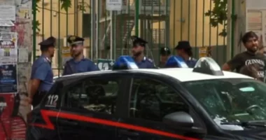 13-vjeçari sulmon me thikë mësuesen në një shkollë në Romë, donte ta transmetonte live