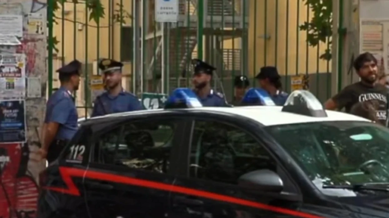 13 vjeçari sulmon me thikë mësuesen në një shkollë në Romë  donte ta transmetonte live