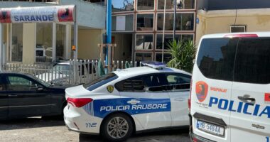 Ngjarja në Sarandë/ Vëllai i një prej të arrestuarve për plagosjen e vëllezërve Shukulli ishte plagosur me thikë