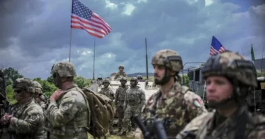 Pentagoni shqyrton tërheqjen e të paktën 25 mijë trupave amerikane nga Evropa