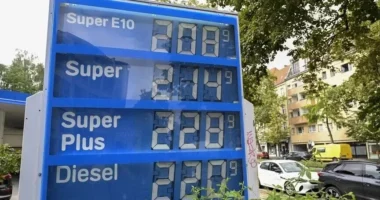 Lufta me Iranin çon çmimet e benzinës në Gjermani në nivele rekord