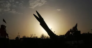 Irani pretendon se ka goditur një mjet lundrues vëzhgimi amerikan pa pilot në ngushticën e Hormuzit