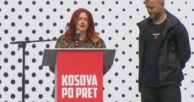 Eliza Hoxha: “Marshi për Liri” u organizua edhe më 1999, e ne sot marshojmë në liri për liri