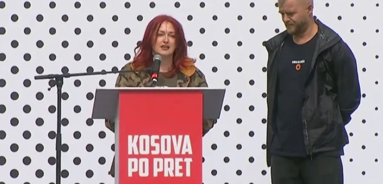Eliza Hoxha   Marshi për Liri  u organizua edhe më 1999  e ne sot marshojmë në liri për liri