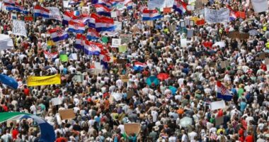 Protesta masive në Kroaci, qytetarët kërkojnë pastrimin e një landfilli me mbetje të rrezikshme