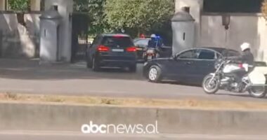Ambasadori i SHBA merr detyrën/ Eric Wendt, në Pallatin e Brigadave, pritet nga Kreu i Shtetit