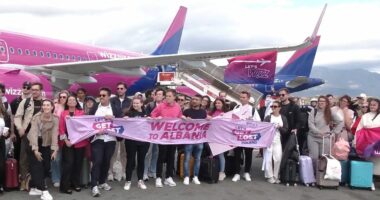 Rinasi, destinacioni “sekret”/ Wizz Air, surprizë për 150 turistë polakë