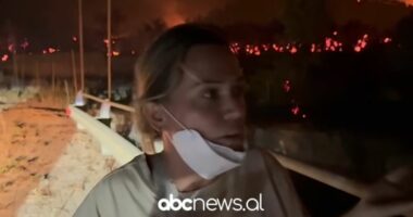 VIDEO/ Banorët rrëfejnë natën e panikut në Himarë: Zjarri erdhi me sekonda, braktisëm menjëherë shtëpitë. Turistët ikën me valixhe në duar