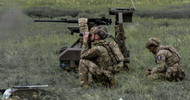 Raketa ukrainase godet qytetin rus