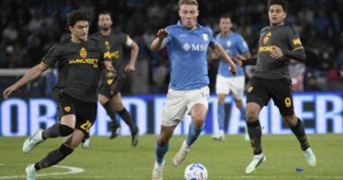Napoli e Roma, barazim dhe polemika/ Ndeshja më e bukur e sezonit në Serinë A përfundon 3-3