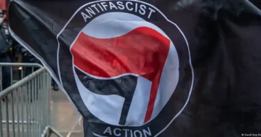 “Antifa”, një histori terrori/ Lëvizja që bashkon ekstremet politike, sociale dhe fetare