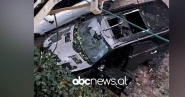 VIDEO/ Pamje të reja nga shpërthimi i makinës së avokatit Idajet Beqiri, dëmtime edhe në automjetet e parkuara pranë