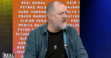 “Pedagogët firmosin listën dhe ikin si skutha”/ Hervin Çuli: Intelektuali duhet të jetë kundër dhunës