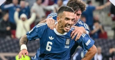 Holanda prish festën e Greqisë/ Helenët kryesuan gjithë ndeshjen, por në fund u ndalën 2-2