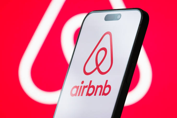 airbnb-ndryshon-rregulloren-ja-detyrat-e-reja
